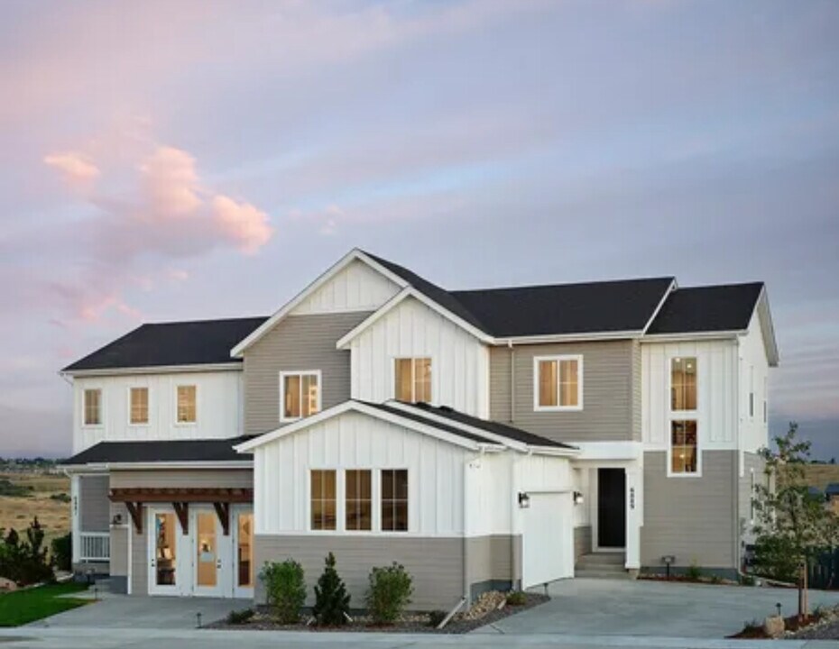 6881 Hidden Cv Ct in Castle Pines, CO - Foto de edificio