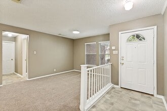 9203 Gambier Dr in San Antonio, TX - Building Photo - Building Photo