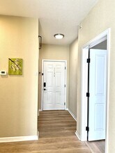 8412 S Holland Ct, Unit #207 in Littleton, CO - Building Photo - Building Photo