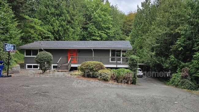 property at 10940 NE 26th Pl
