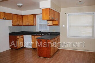 26601 Lakeshore Blvd in Euclid, OH - Building Photo - Building Photo