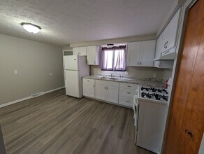 1367 Wertz Ave SW in Canton, OH - Foto de edificio - Building Photo