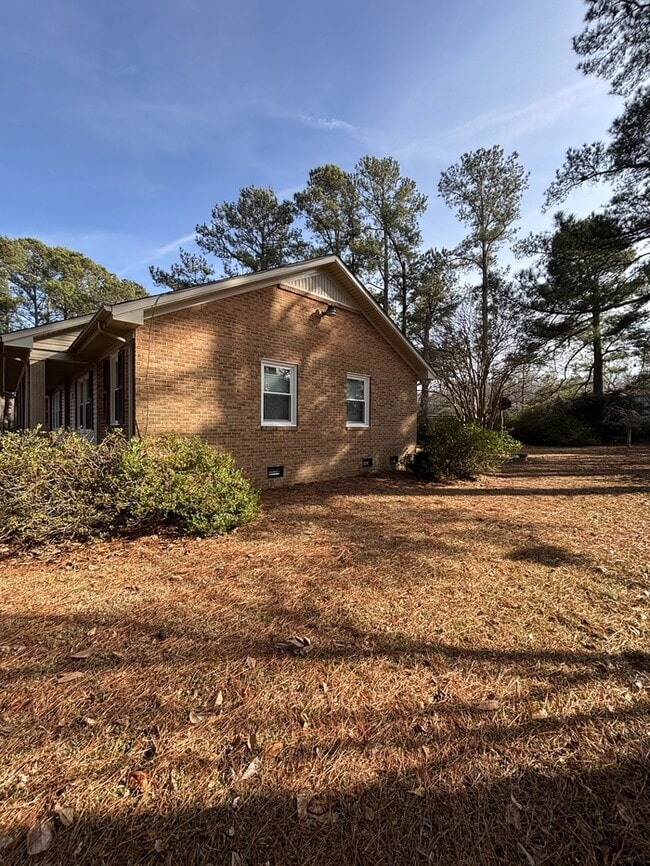 159 Dodd-McLamb Rd in Four Oaks, NC - Building Photo - Building Photo