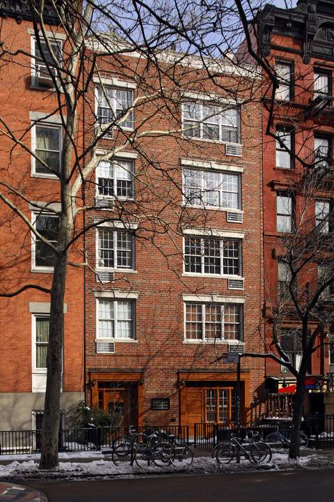 63 St Marks Pl in New York, NY - Foto de edificio