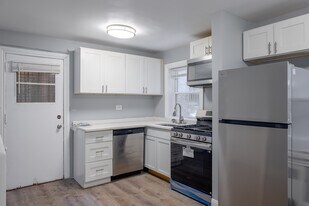 4208-4214 S Michigan Ave in Chicago, IL - Building Photo