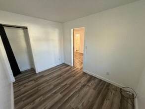 6 A Marlyn Dr in Latham, NY - Building Photo - Building Photo