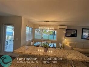 4564 El Mar Dr in Lauderdale-by-the-Sea, FL - Foto de edificio - Building Photo