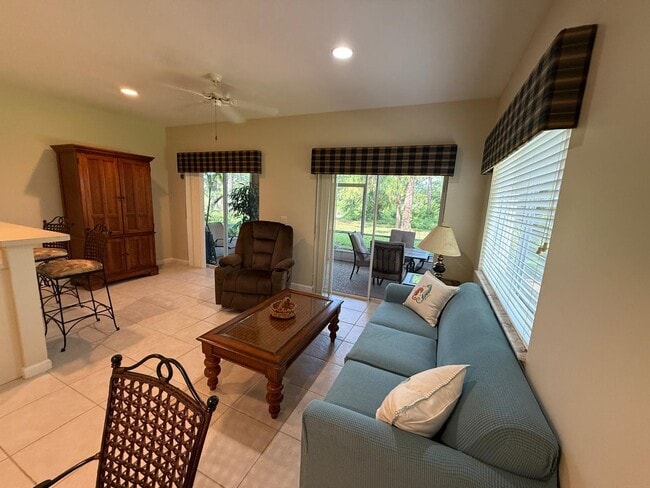 8348 Mulligan Cir in Port St. Lucie, FL - Building Photo - Building Photo