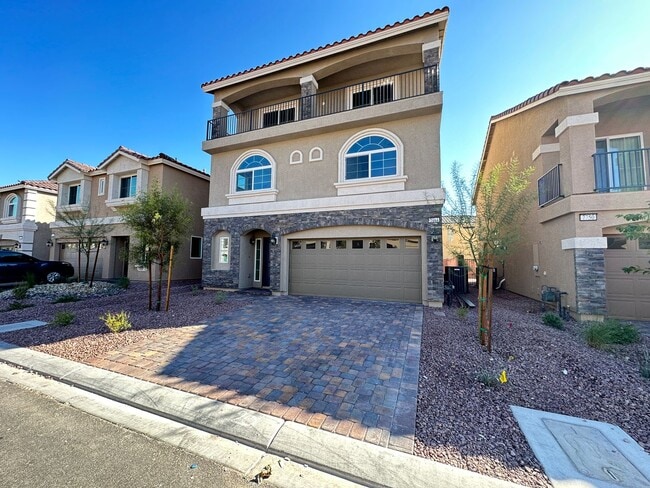 7744 Bellenden St in Las Vegas, NV - Building Photo - Building Photo