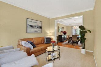 1403 N Shevlin Ct in Sewickley, PA - Building Photo - Building Photo