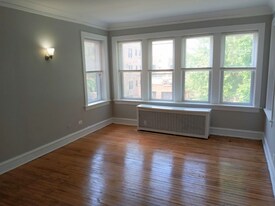 8000 S Champlain Ave, Unit 625-1 in Chicago, IL - Building Photo