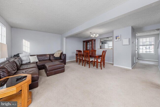 6 Andrew Ct in Glassboro, NJ - Building Photo - Building Photo