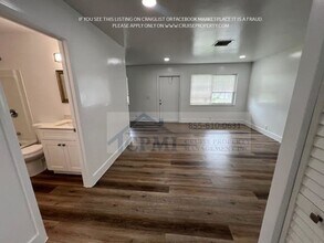 1400 Broadway in Lantana, FL - Building Photo - Interior Photo