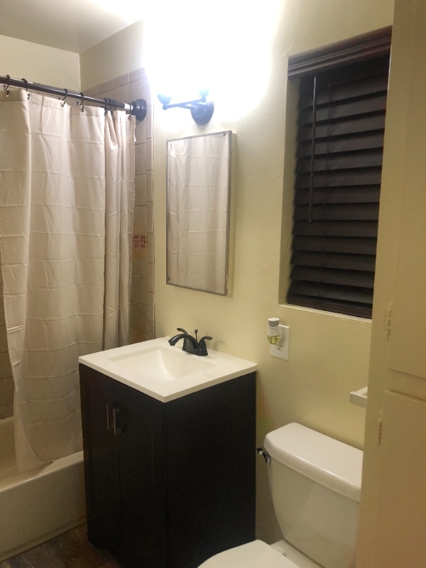 property at 504 W Hillsdale St