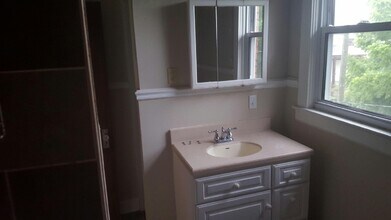 2014 9th Ave in Huntington, WV - Building Photo - Building Photo