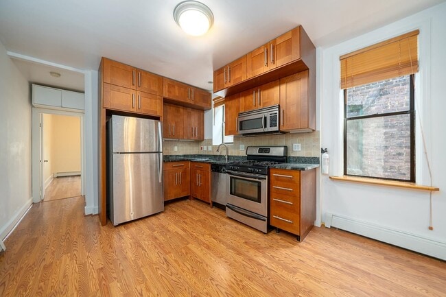 98 North St in Jersey City, NJ - Building Photo - Building Photo