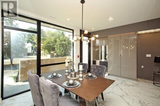 4 Owen Dr in Toronto, ON - Building Photo - Building Photo