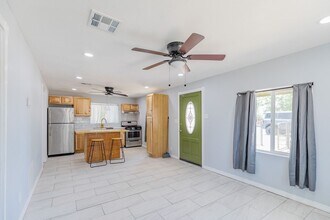416 Virginia Ave in Alamogordo, NM - Building Photo - Building Photo