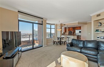 8100 E Union Ave in Denver, CO - Building Photo - Building Photo