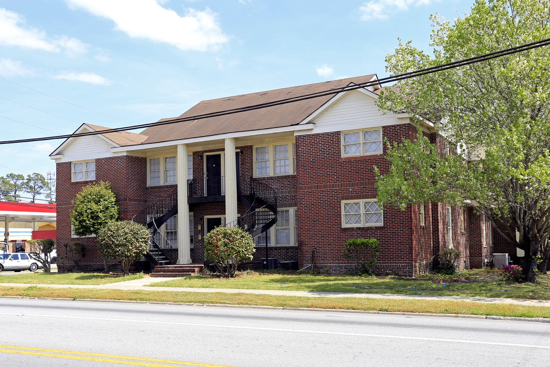 Jewell Place in Statesboro, GA - Building Photo