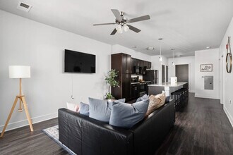 8510 Westfield Blvd in Indianapolis, IN - Building Photo - Building Photo