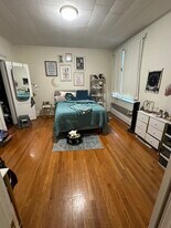 11 Euston St, Unit 2 in Brookline, MA - Building Photo