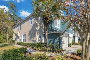 5152 Hawkstone Dr in Sanford, FL - Building Photo