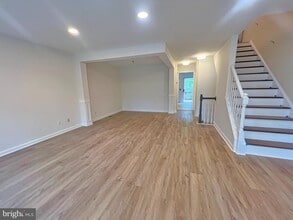 1191 Cypress Tree Pl in Herndon, VA - Building Photo - Building Photo