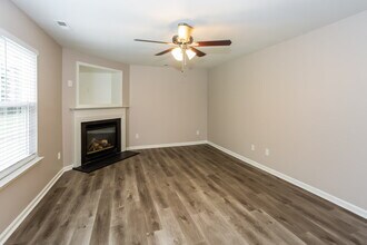 9152 Eventine Ct in Charlotte, NC - Foto de edificio - Building Photo