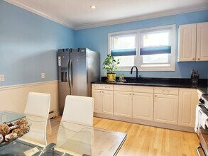 61 Aberdeen St in Stamford, CT - Building Photo - Building Photo