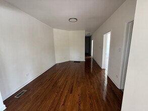 411 N Hamlin Ave in Chicago, IL - Building Photo - Building Photo