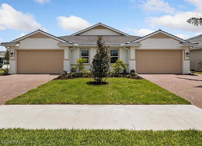 1171 Tranquil Brk Dr in Naples, FL - Building Photo - Building Photo