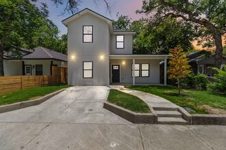 237 Carle Ave in San Antonio, TX - Foto de edificio - Building Photo