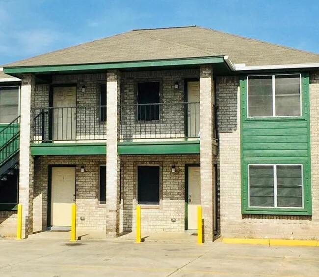 514 Jose Marti Blvd, Unit 3 in Brownsville, TX - Building Photo - Building Photo