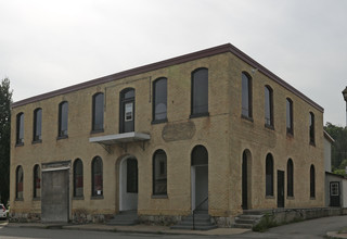 The Royal Condominiums in Brant, ON - Building Photo - Building Photo