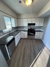 1232 E Guinevere St in Springfield, MO - Building Photo - Building Photo