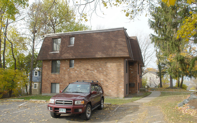 115 Oakwood Ave in Troy, NY - Foto de edificio - Building Photo