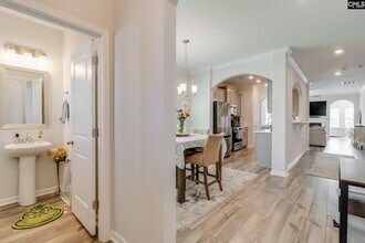1045 Ashcroft Cir in Columbia, SC - Building Photo - Building Photo
