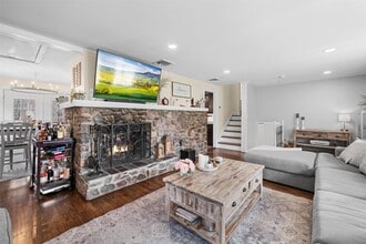 312 W Mombasha Rd in Monroe, NY - Building Photo - Building Photo