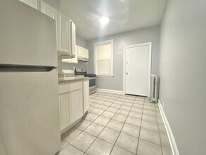 1253 W Rosemont Ave in Chicago, IL - Building Photo - Building Photo
