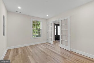 480 Yale Dr in Southampton, PA - Building Photo - Building Photo