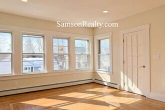 178 Hillside Ave in Pawtucket, RI - Foto de edificio - Building Photo