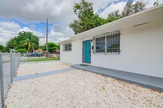 9391 NW 5th Ave in Miami, FL - Building Photo - Building Photo