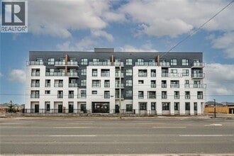 1936 Rymal Rd E in Hamilton, ON - Building Photo - Building Photo