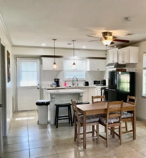 9775 Pine Lake Dr in Houston, TX - Building Photo