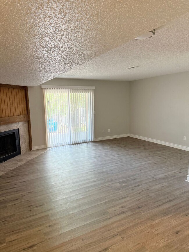 4015 Stonedike Dr in Colorado Springs, CO - Building Photo - Building Photo