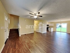 1217 Walker Springs Dr in Columbus, OH - Building Photo - Building Photo