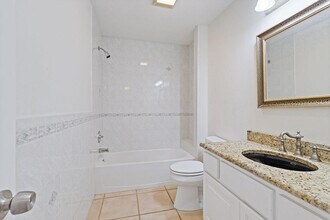 208 Palm Cir in Panama City Beach, FL - Building Photo - Building Photo