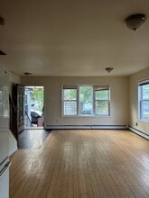 16908 110th Ave in Jamaica, NY - Foto de edificio - Building Photo
