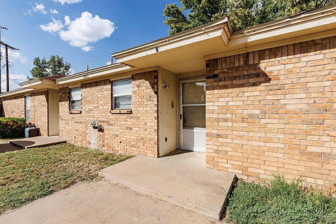 6411 York Dr in Lubbock, TX - Building Photo